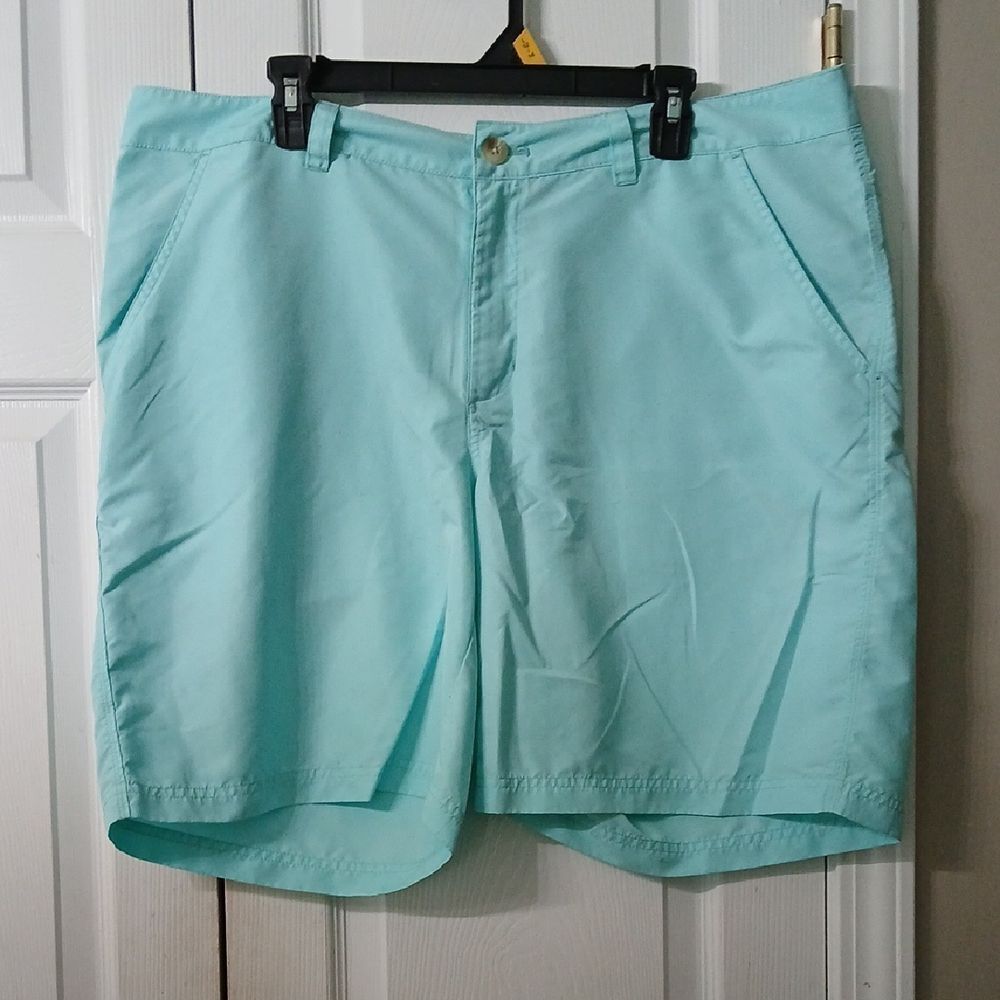 Columbia Men's Omni Shield Aqua Shorts Sz 40 EUC